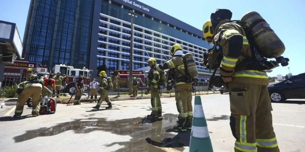Incêndio já foi controlado pelo Corpo de Bombeiros e ninguém ficou ferido