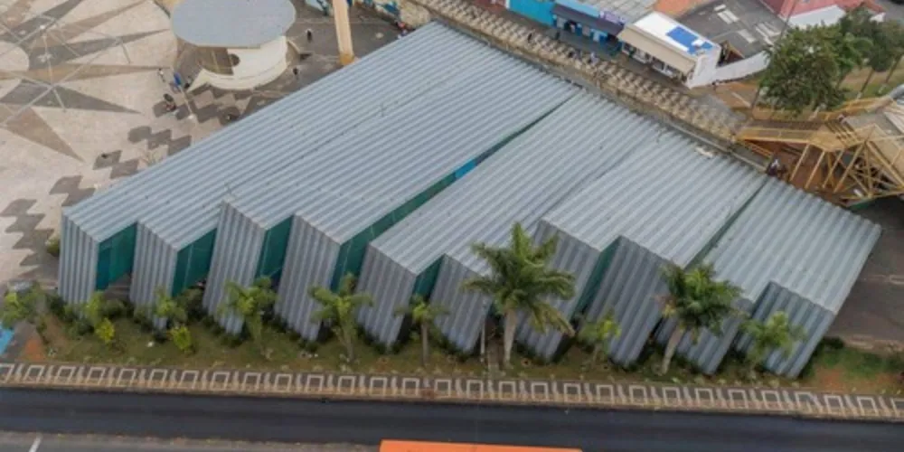 Do total, 1.893 estão recuperados, 1.216 em isolamento domiciliar