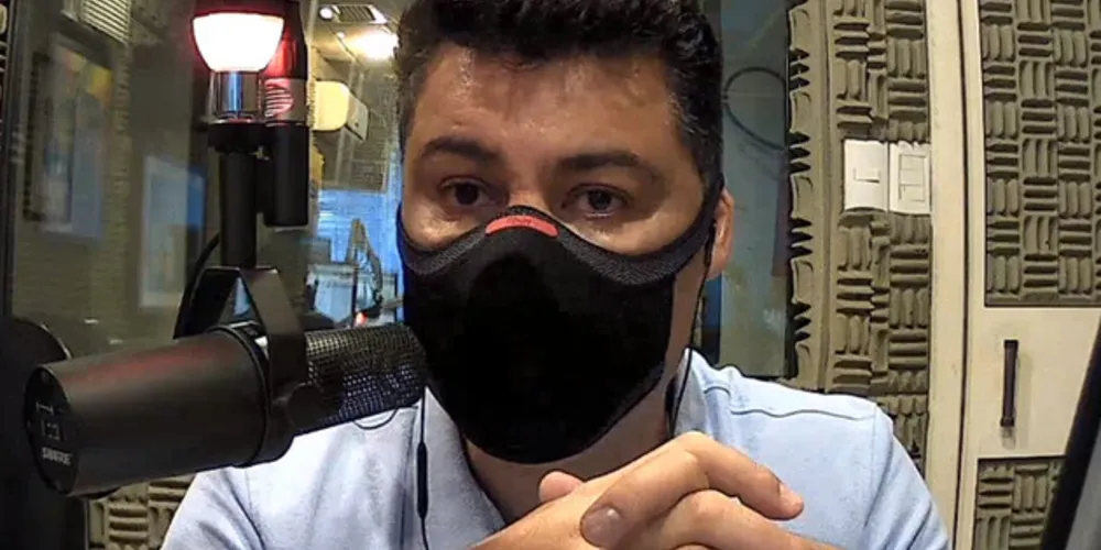 Prefeito usou programa de rádio para desmentir fake news espalhada em grupos de Whatsapp