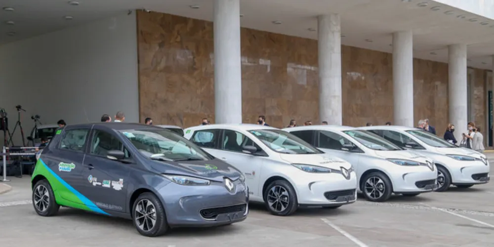 Os novos Zoe serão incorporados à frota do Estado em regime de comodato e serão utilizados prioritariamente para as demandas da Secretaria de Estado da Saúde durante a pandemia.