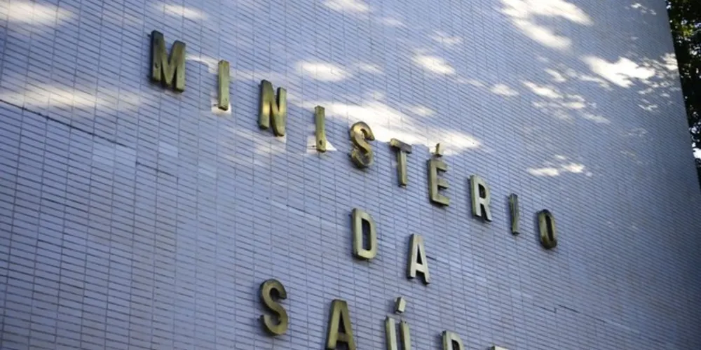 Segundo a pasta, até o momento, foram repassados R$ 25,5 milhões a estados e municípios dos R$ 47,1 bilhões abertos em crédito para ações de combate à covid-19, o equivalente a 54% do total do montante.
