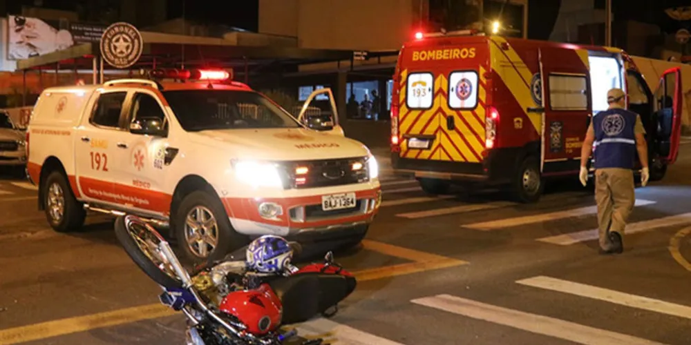 Piloto da moto foi levado ao hospital com lesões consideradas graves