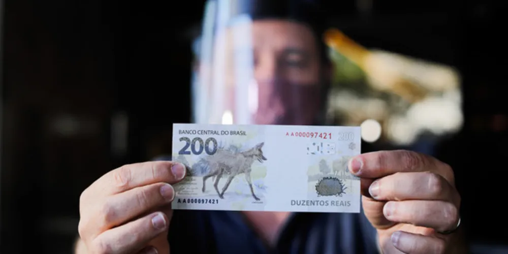  Ele também citou que antes não podia falar do assunto para não gerar uma corrida aos bancos.