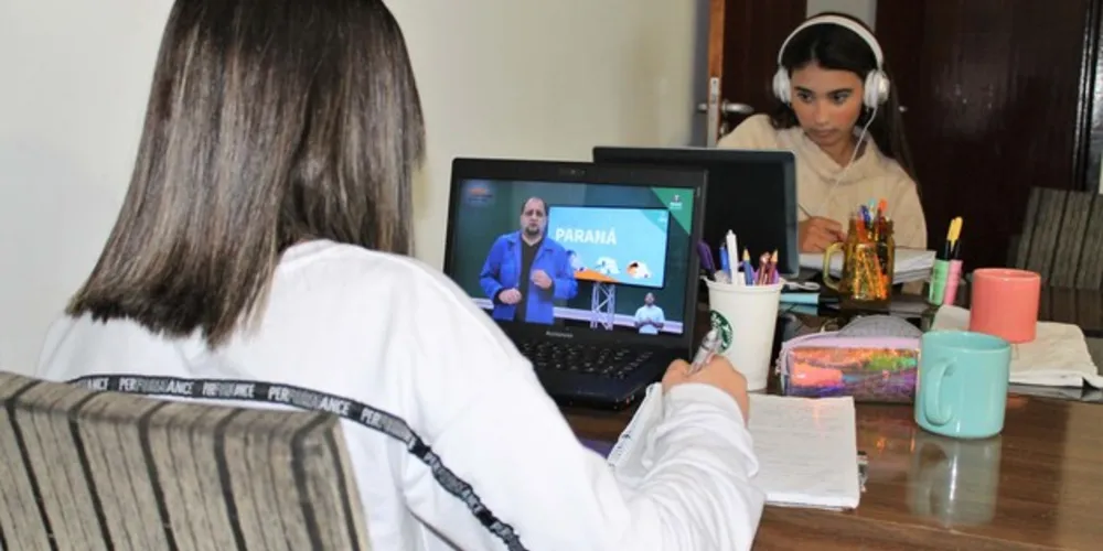 De 8 a 11 de setembro, haverá uma programação completa de videoaulas inéditas, mas que farão um resumo de tudo o que já foi abordado no trimestre
