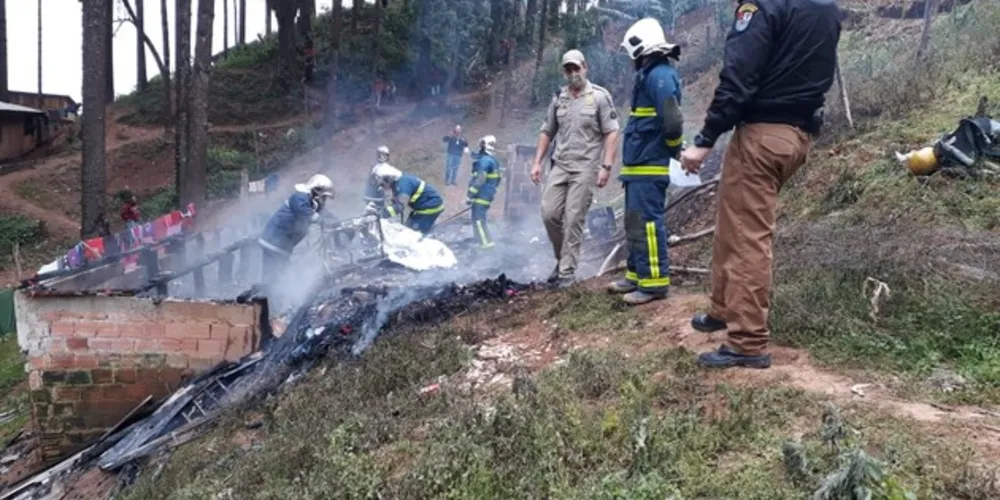 O causador do incêndio chegou a fugir com a filha bebê que tem com Rosenilda, mas foi preso logo depois.