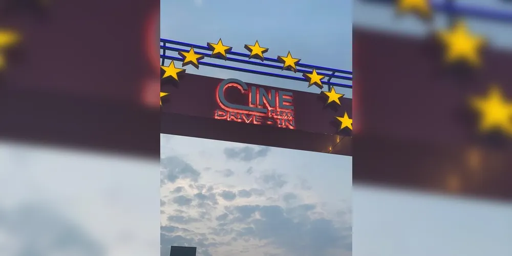 O Cine Flexx Drive-In fica localizado na rua Cel. José Miró de Freitas, número 477, próximo ao Hotel Princess - bairro Boa Vista.