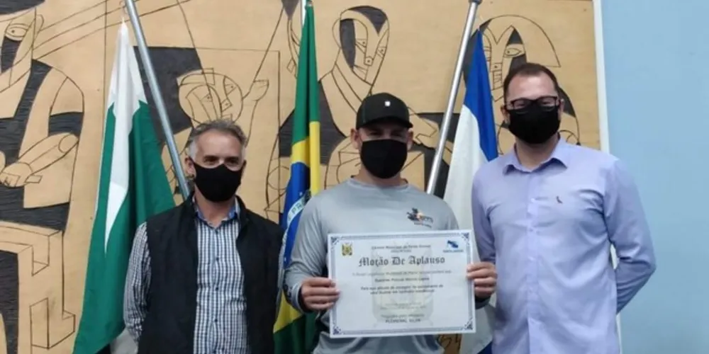 Marcio ao lado de Florenal (a direita) e Daniel Milla (a esquerda)