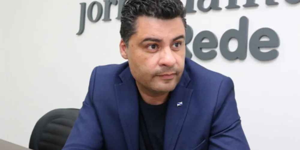 FELICITAÇÕES - O prefeito Marcelo Rangel será muito cumprimentado no próximo sábado (12), pela passagem de seu aniversário. Marcelo que tem executado um excelente trabalho comandando a prefeitura municipal, sempre prezando pelo melhor para a comunidade e pelos avanços para o crescimento de nossa cidade. Da coluna RC os votos de realizações