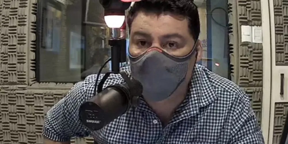 Prefeito assegurou que fiscais continuarão multando estabelecimentos que tiverem aglomerações