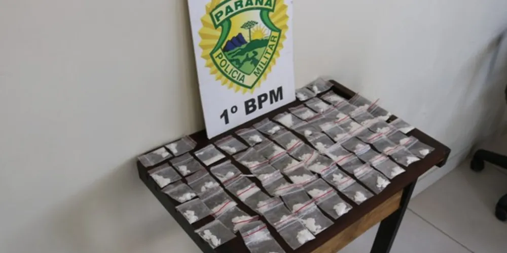 Imagem ilustrativa da imagem Polícia prende rapaz com cocaína em bairro de PG