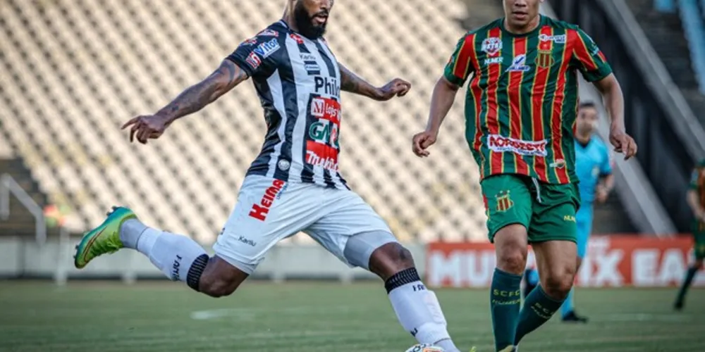 Fantasma criou poucas chances, mas marcou o único gol da partida no Maranhão