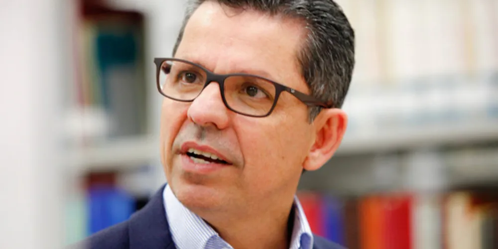 Em entrevista, Miguel Sanches Neto também relata períodos importantes para o desenvolvimento de Ponta Grossa