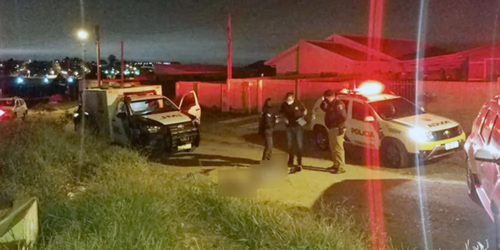 Vítima foi atingida por tiros nas costas e não resistiu aos ferimentos