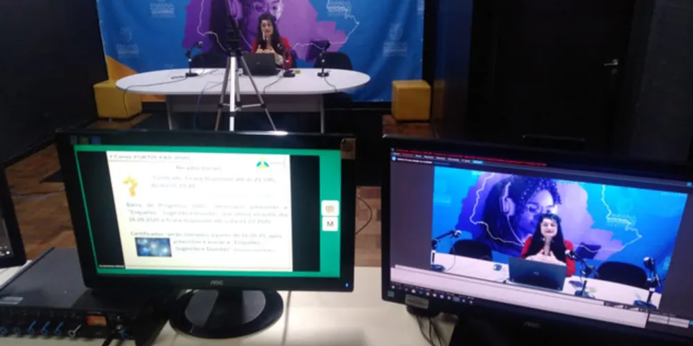 Toda a estrutura do curso na modalidade a distância foi construída de forma interdisciplinar e interinstitucional.