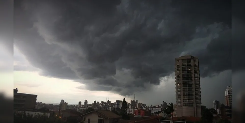 Cidade deve ter pancadas de chuva à tarde e no período da noite
