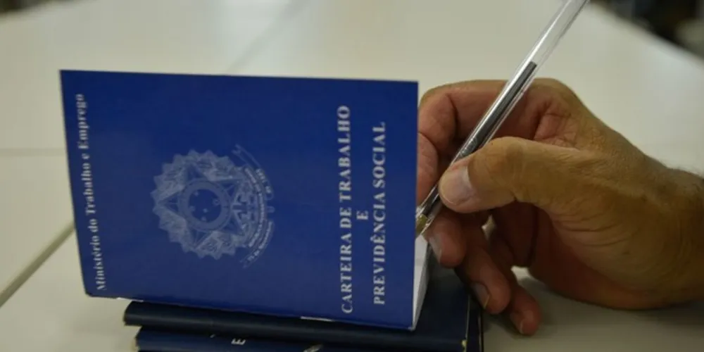 A maior parte dos postos de trabalho não exige experiência ou alto nível de escolaridade. 