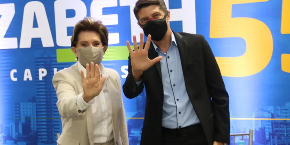 Elizabeth Silveira Schmidt foi confirmado como a candidata à Prefeitura, tendo o capitão Saulo Hladyszwski