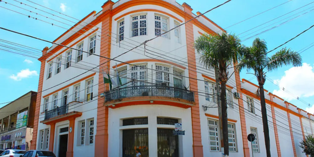 São 132 casos confirmados para Covid-19 em residentes de Palmeira, sendo 95 recuperados, 35 em isolamento domiciliar, e dois óbitos por Covid-19.