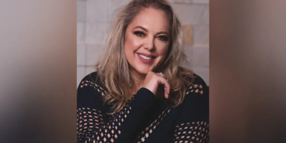 LANÇAMENTO – A escritora Katia Deschk Gomes lança neste sábado (19), o livro “ Como posso não te amar?” Katia é casada, mãe de três filhos, trabalha em uma empresa familiar, gosta de trabalhar no comércio, por poder conversar com pessoas do norte ao sul do Brasil