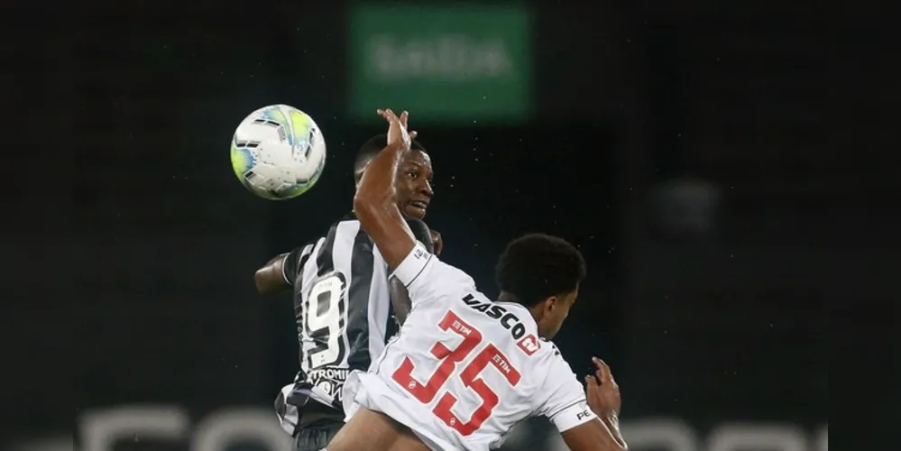 Jogo sem muitas emoções terminou com vantagem mínima para o Botafogo