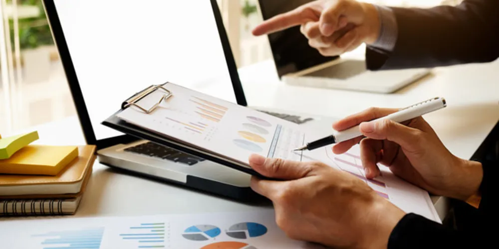 O principal papel do consultor está em minimizar os impactos dos problemas