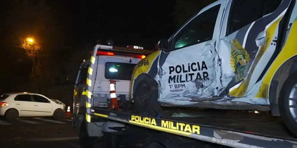 Acidente ocorreu na madrugada deste sábado