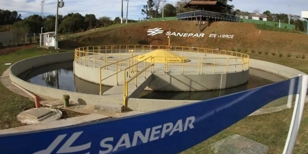 Abastecimento só deve ser retomado durante a noite de forma gradativa, segundo a Sanepar