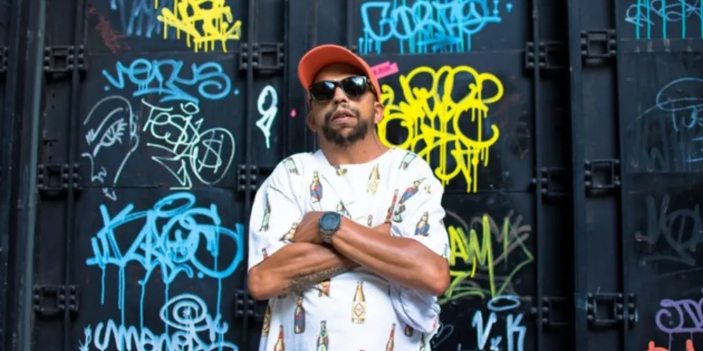 O rapper Stanley lança a Mixtape Expec, seu primeiro trabalho solo com participações de diferentes artistas da cidade
