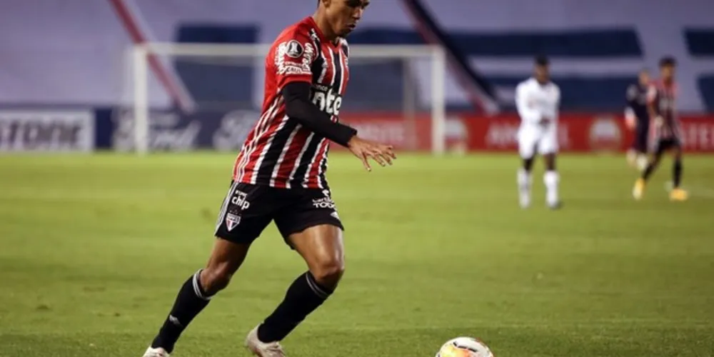Tricolor fica em situação complicada na Libertadores com a derrota fora de casa