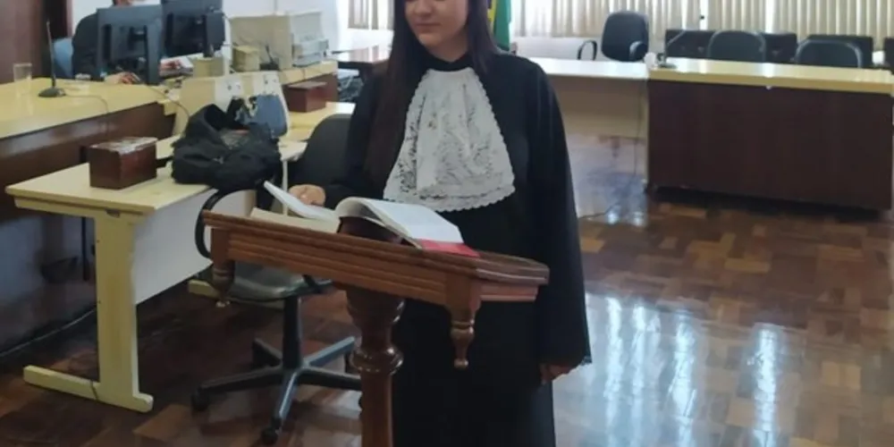 A inocência foi provada pela advogada Isabella Godoy Danesi em sessão no Fórum de Ponta Grossa, na manhã de quinta-feira (17).