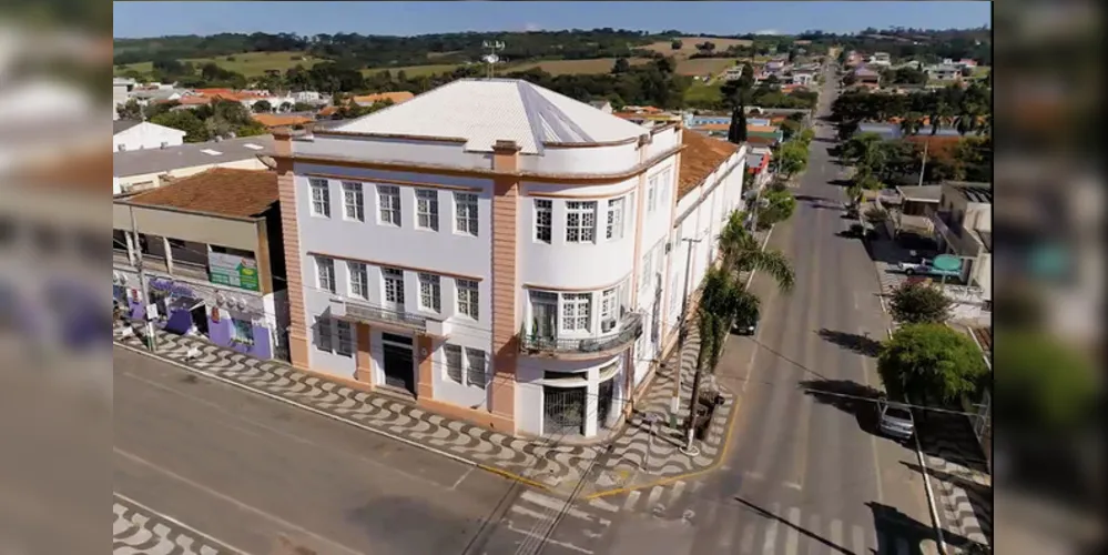 São 140 casos confirmados para Covid-19 em residentes de Palmeira, sendo 97 recuperados, 41 em isolamento domiciliar, e dois óbitos por Covid-19.