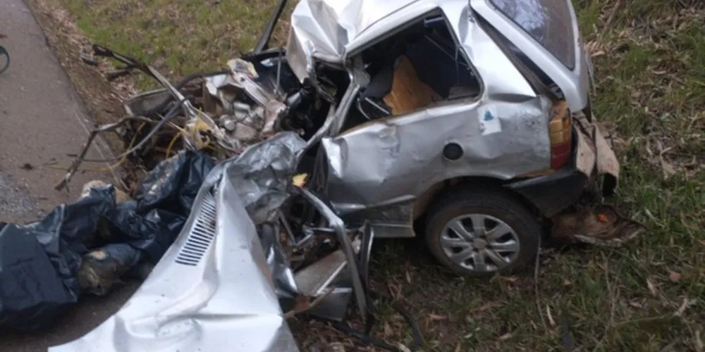 Imagem ilustrativa da imagem Batida frontal mata uma pessoa em Pitanga