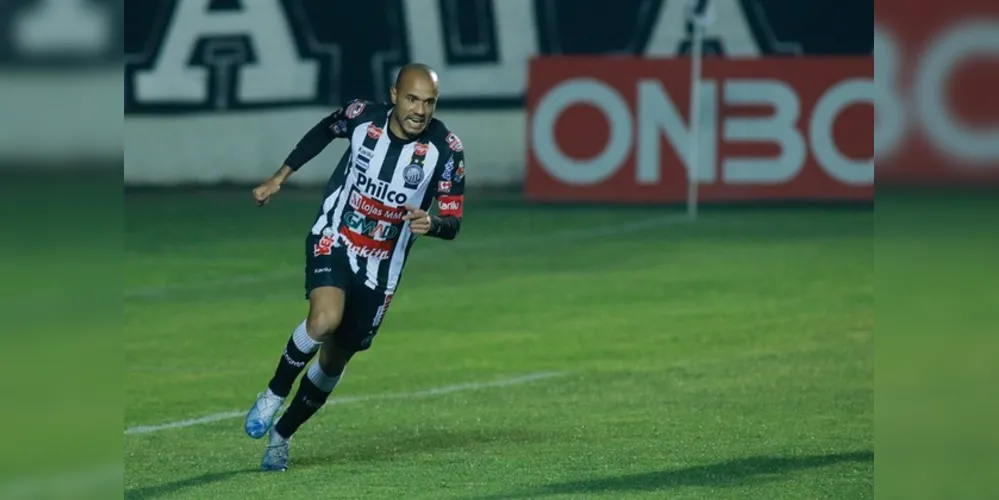 O Fantasma está em sétimo na tabela, com 17 pontos, quatro vitórias, cinco empates e duas derrotas. Na última rodada, o alvinegro empatou com o Cuiabá por 1 a 1 em casa. 