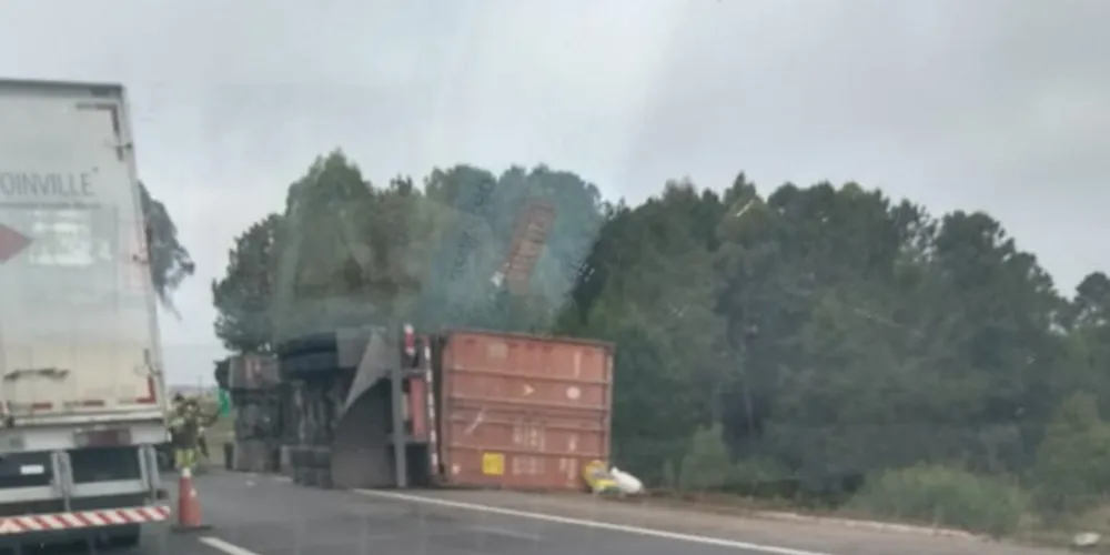 Acidente aconteceu no Km 539 da BR 376, próximo a Colônia Witmarsum, em Palmeira