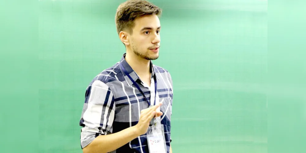 Os certificados serão emitidos após 21 de outubro para todos que participarem integralmente do curso (3 aulas). 