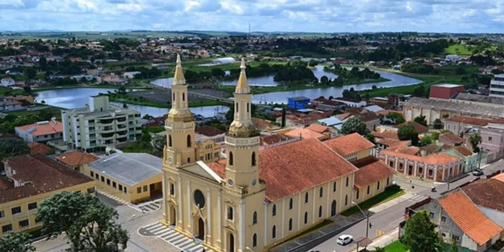 A proposta do projeto é ensinar jovens de quatro cidades do interior do Paraná a registrar seu cotidiano durante o isolamento social, usando câmeras simples, como as de celulares.