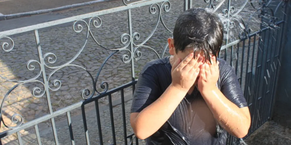 Ponta-grossenses sofrem com o intenso calor