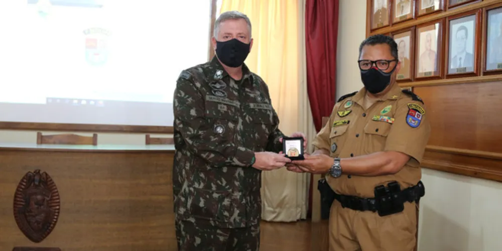 General da Brigada do Exército realiza visita no 1ºBPM