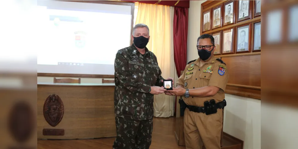 General da Brigada do Exército realiza visita no 1ºBPM
