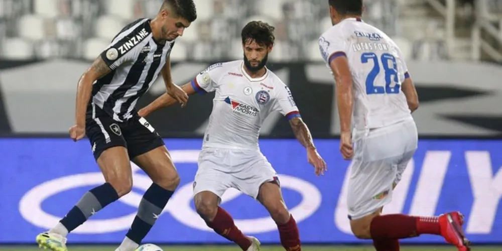 Um pouco antes do intervalo, aos 41 minutos, Marco Antônio cobra falta e Gilberto, desmarcado, vence o goleiro Diego Cavalieri.