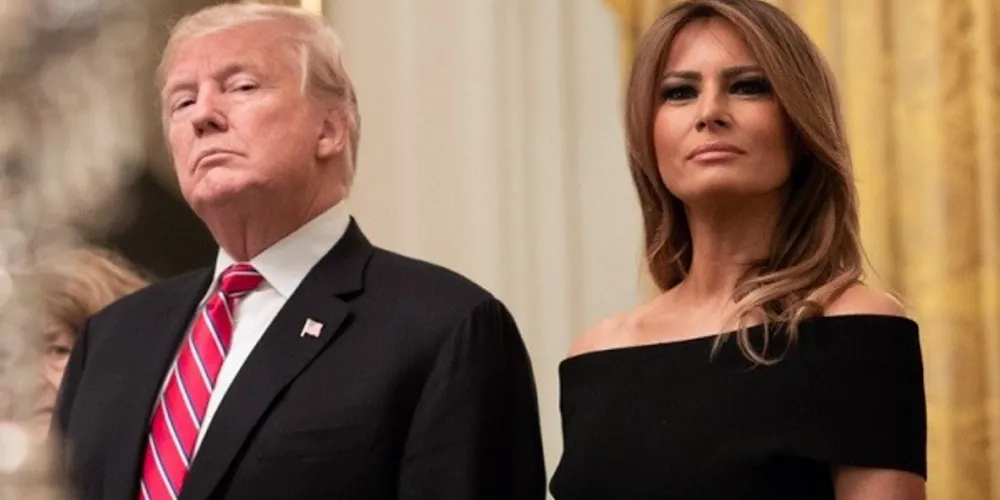 Trump minimizou a gravidade da pandemia no início e, por várias vezes, previu que ela iria embora. Ele raramente usa máscara em público e critica as pessoas.