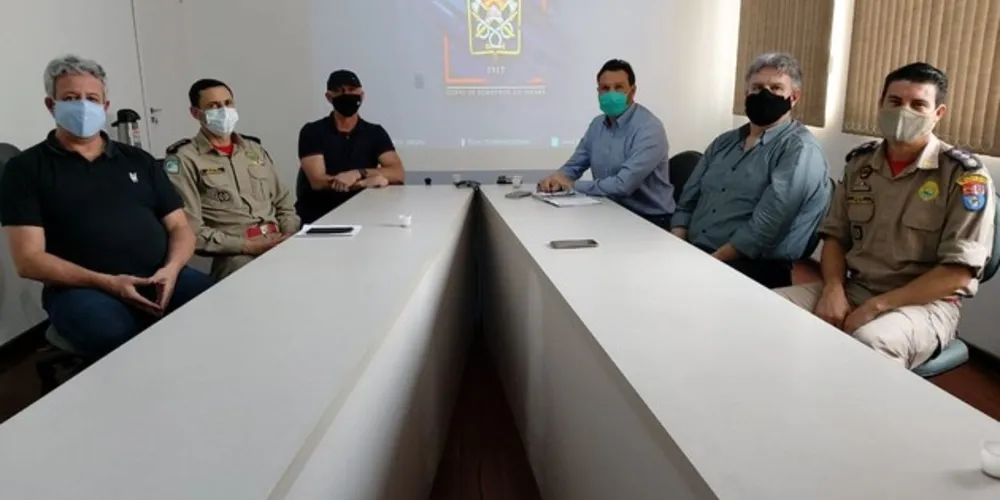 Candidato também pretende implantar central única de trabalho para bombeiros e Samu