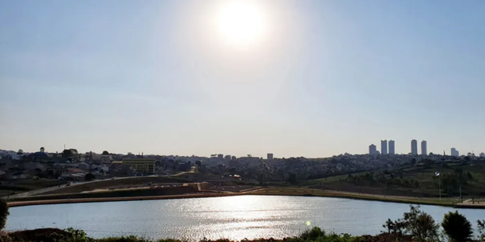 Ponta Grossa e outros municípios registram temperaturas máximas acima dos 30°C em praticamente todos os municípios do Paraná 