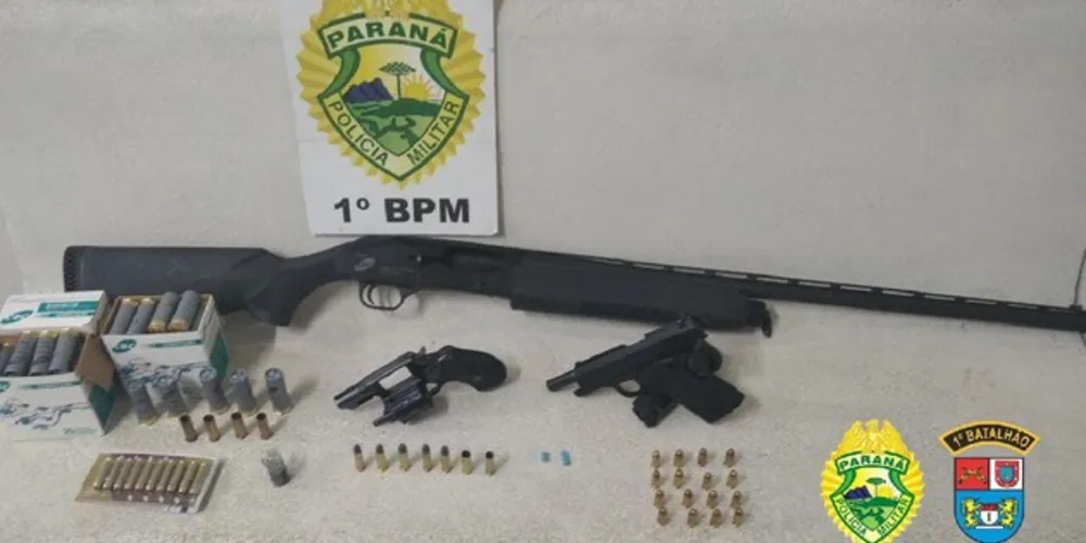 Além da música alta, os participantes da festa estavam efetuando disparos de arma de fogo