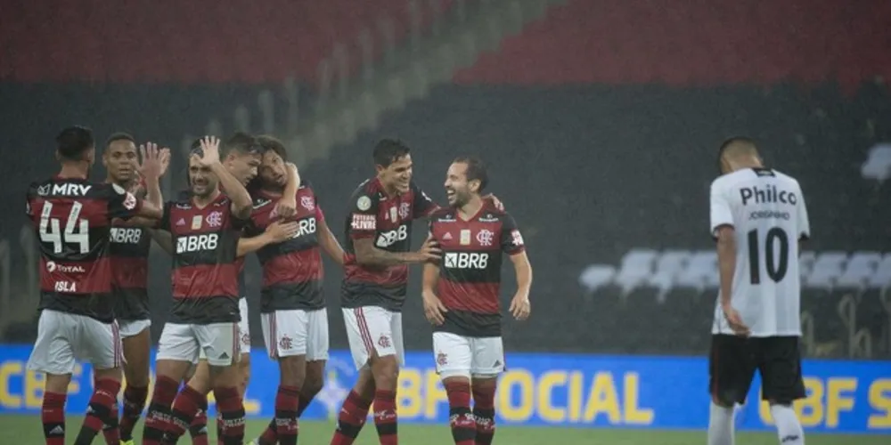 Partida ocorreu no Maracanã
