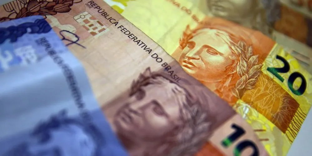 A nota prevê uma recuperação da atividade econômica a partir do ano que vem, com crescimento de 3,2% em 2021. 