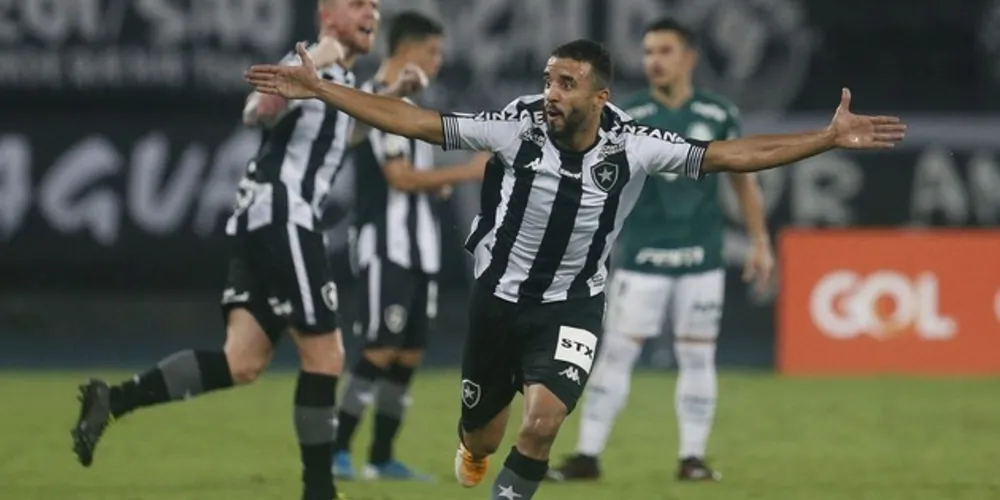 O próximo desafio do Verdão será o clássico contra o São Paulo no sábado (10), enquanto o Botafogo pega o Sport fora de casa no domingo (11).