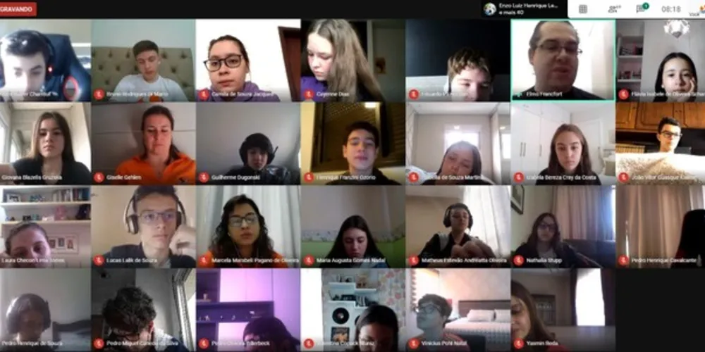 O encontro foi promovido para aprofundar este gênero textual, que está sendo trabalhado dentro da quarta edição do Projeto Literário Coletâneas SEPAM, (projeto pedagógico que envolve alunos do 6º ao 9º ano na produção de livros).