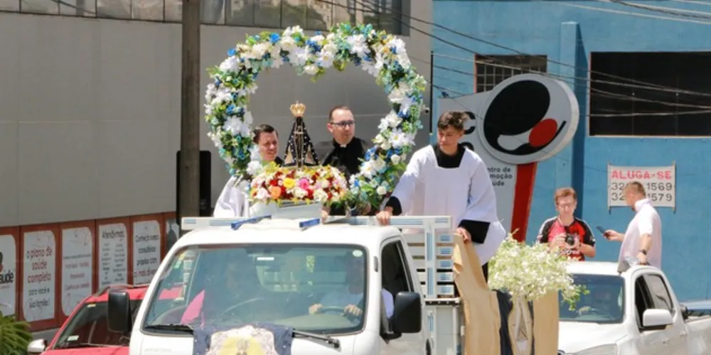 Tradicional Procissão em honra a Nossa Senhora Aparecida foi substituída por conta dos riscos da pandemia.