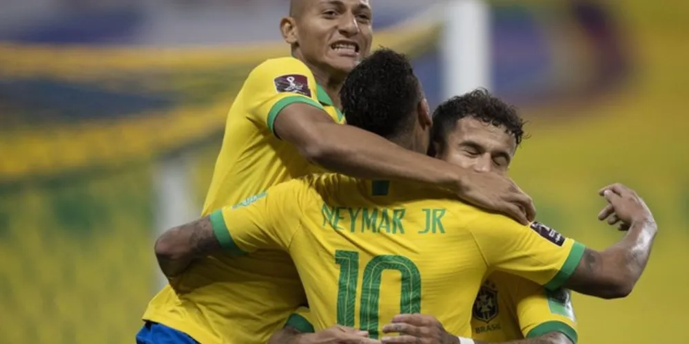 Seleção inicia caminhada rumo ao Catar com goleada por 5 a 0